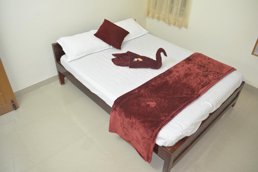 Jp Nivaas Guest House Mayiladuthurai Esterno foto