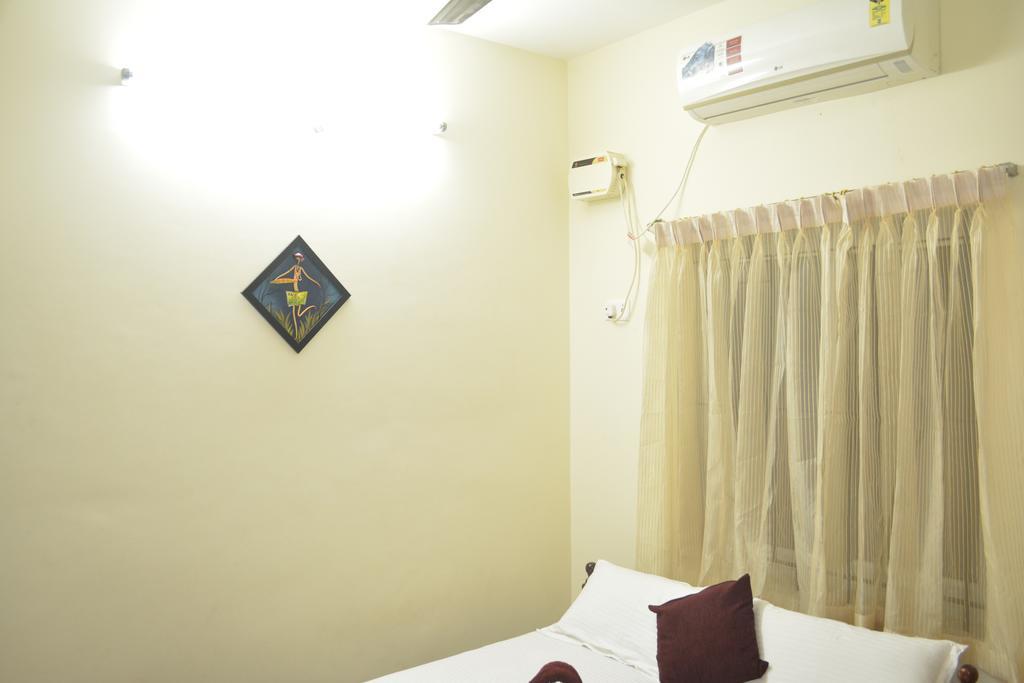 Jp Nivaas Guest House Mayiladuthurai Esterno foto