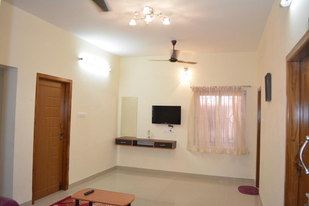 Jp Nivaas Guest House Mayiladuthurai Esterno foto